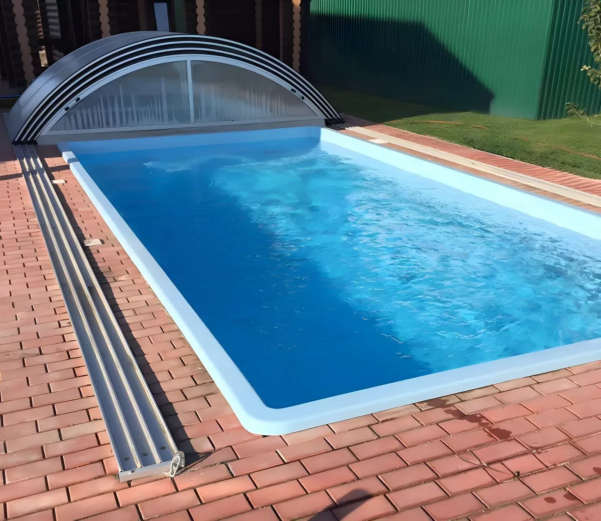 Laguna 7 — вечернее освещение в Гатчине